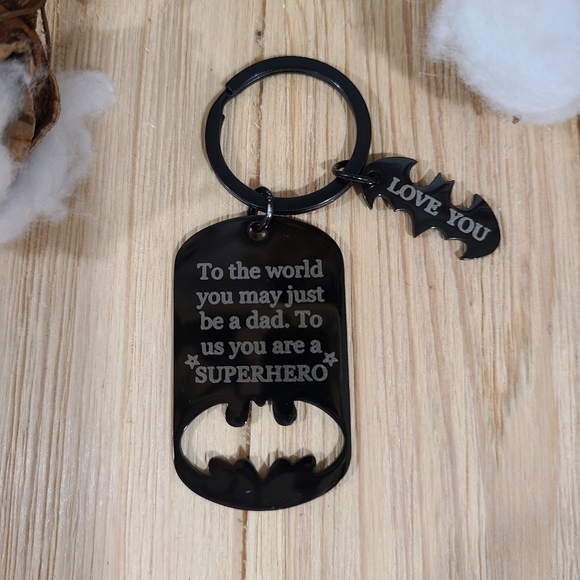 🦇🦇NEW🦇🦇AWESOME!! Super Hero Father's Keychain in BLACK 🦇🦇 - Picture 13 of 13